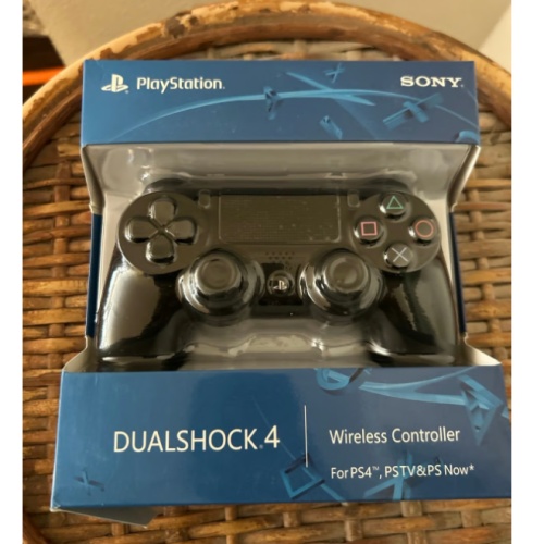 PS4 Controller