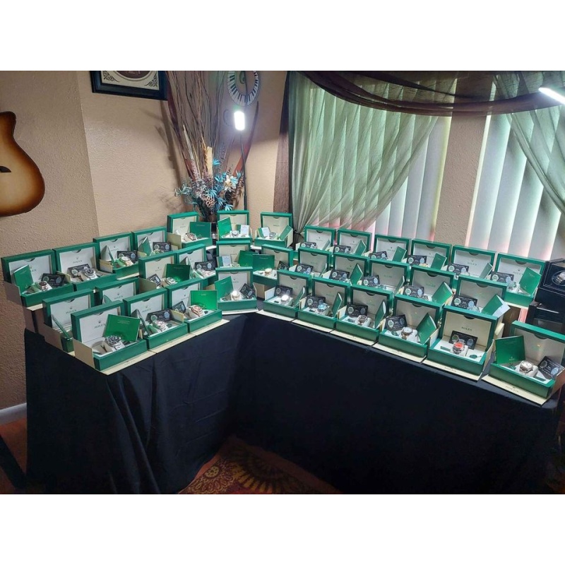 Mens luxury automatic watches , 200+ designs available