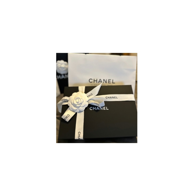 Chanel Wallet on Chain